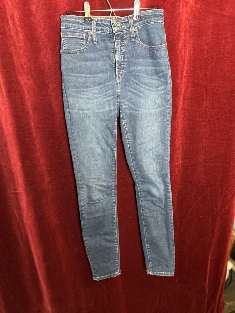Madewell High-Rise Skinny Jeans in Faded Blue